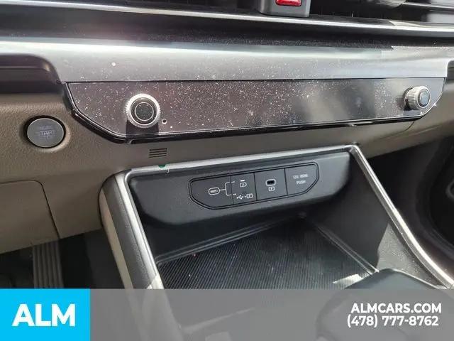 2025 Kia Carnival MPV LXS