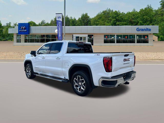 2023 GMC Sierra 1500 4WD Crew Cab Short Box SLT