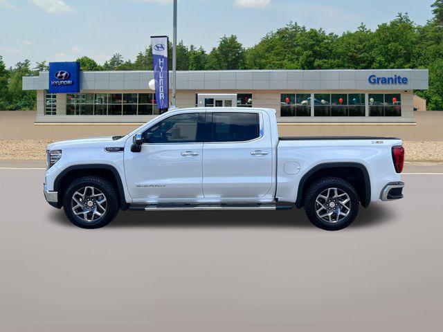 2023 GMC Sierra 1500 4WD Crew Cab Short Box SLT