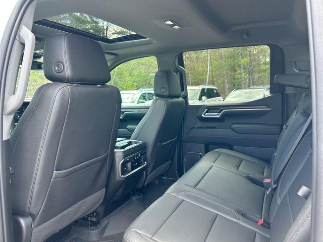 2023 GMC Sierra 1500 4WD Crew Cab Short Box SLT