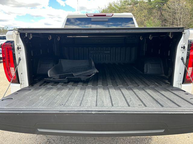 2023 GMC Sierra 1500 4WD Crew Cab Short Box SLT