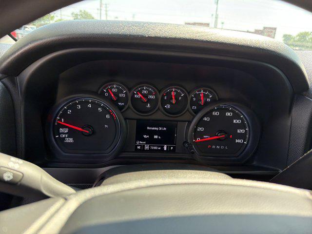 2023 Chevrolet Silverado 1500 4WD Double Cab Standard Bed Custom