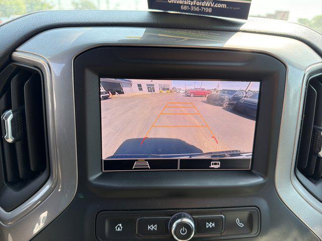 2023 Chevrolet Silverado 1500 4WD Double Cab Standard Bed Custom