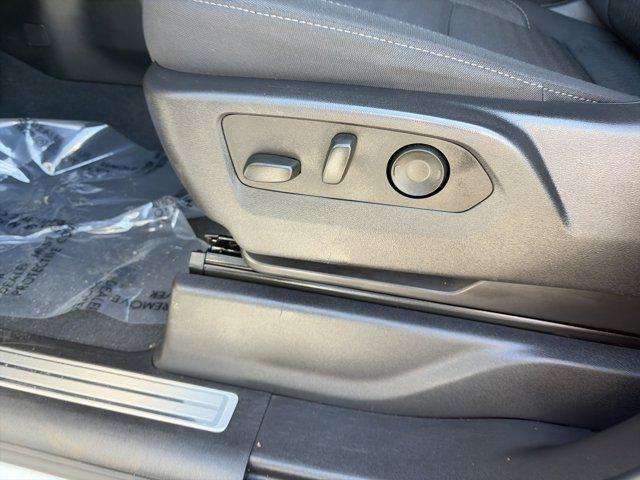 2023 Chevrolet Silverado 1500 4WD Crew Cab Short Bed RST