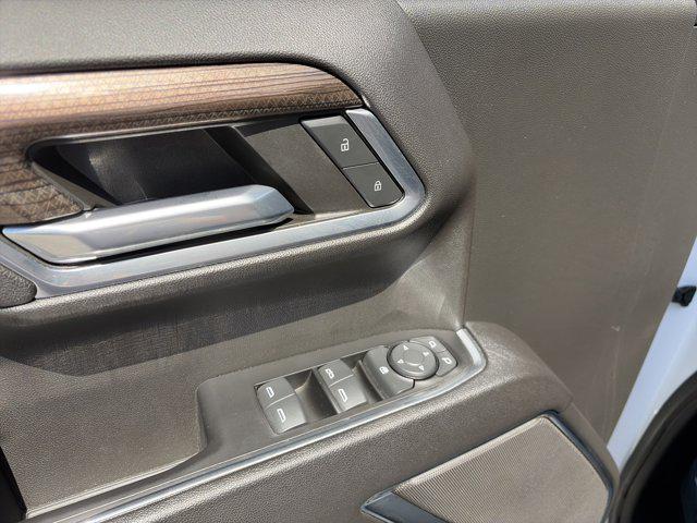 2023 Chevrolet Silverado 1500 4WD Crew Cab Short Bed RST