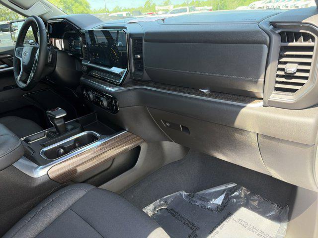 2023 Chevrolet Silverado 1500 4WD Crew Cab Short Bed RST