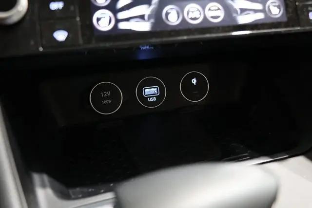 2026 Genesis G70 2.5T AWD Prestige