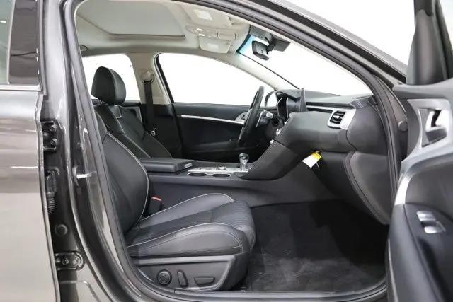 2026 Genesis G70 2.5T AWD Prestige