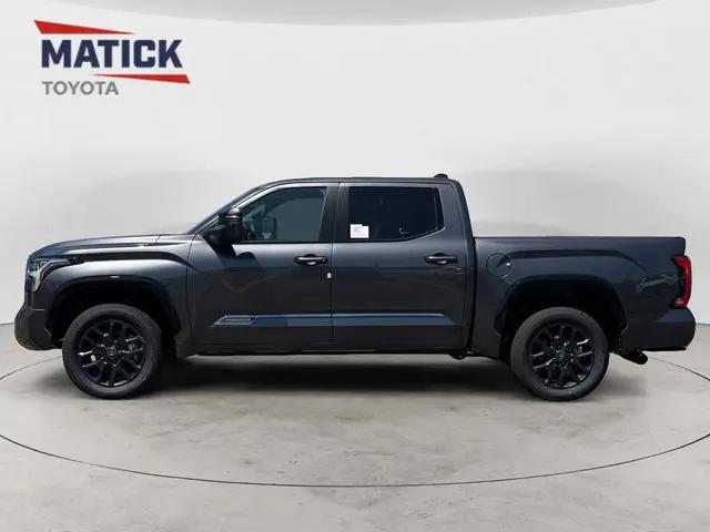 2026 Toyota Tundra Platinum CrewMax 5.5' Bed