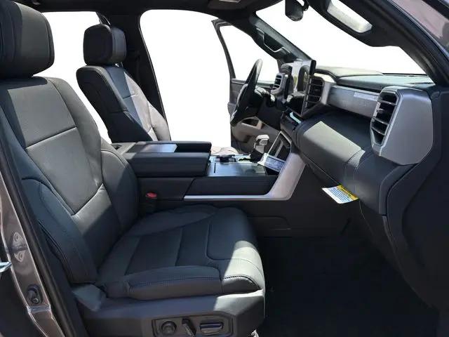 2026 Toyota Tundra Platinum CrewMax 5.5' Bed