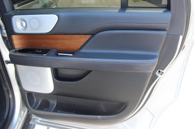 2022 Lincoln Navigator Black Label L
