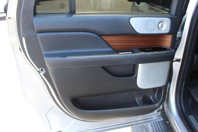 2022 Lincoln Navigator Black Label L