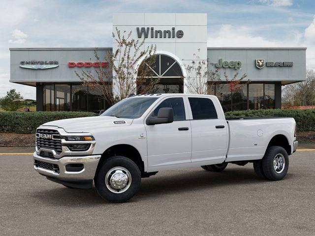 2026 RAM Ram 3500 RAM 3500 TRADESMAN CREW CAB 4X4 8 BOX
