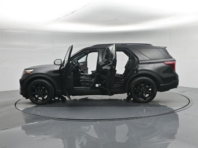 2024 Ford Explorer ST-Line