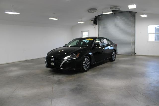 2023 Nissan Altima SV FWD