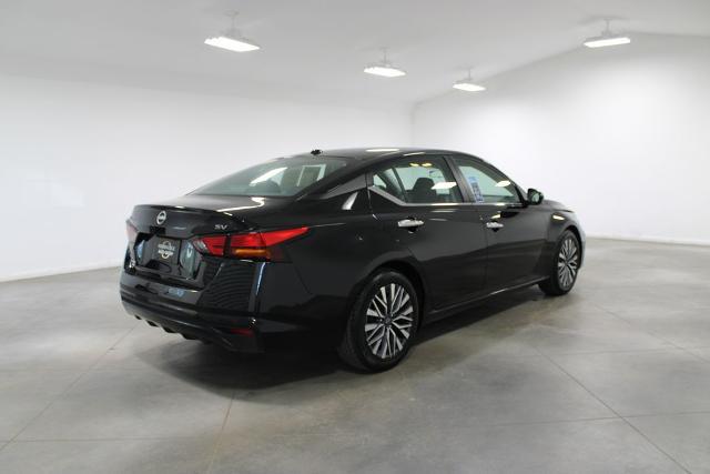 2023 Nissan Altima SV FWD