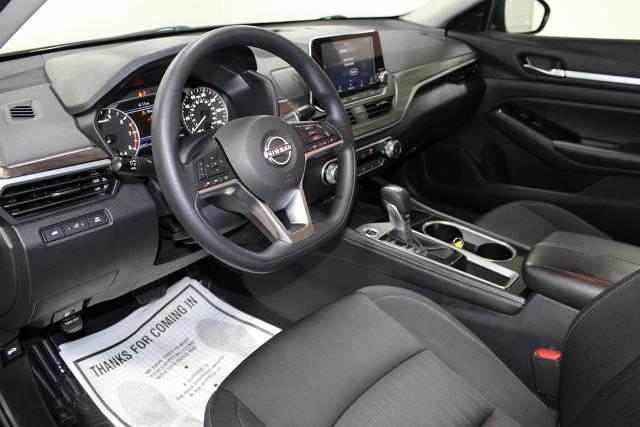 2023 Nissan Altima SV FWD