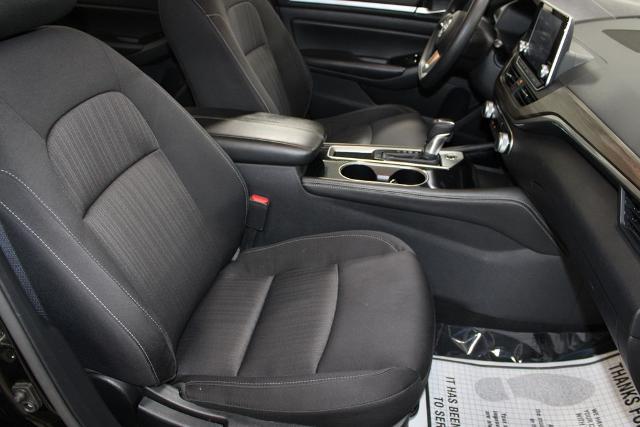 2023 Nissan Altima SV FWD