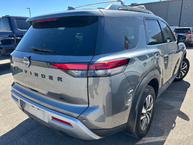 2023 Nissan Pathfinder SL FWD