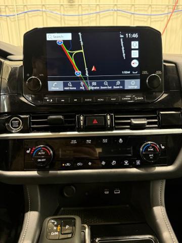 2023 Nissan Pathfinder SL FWD