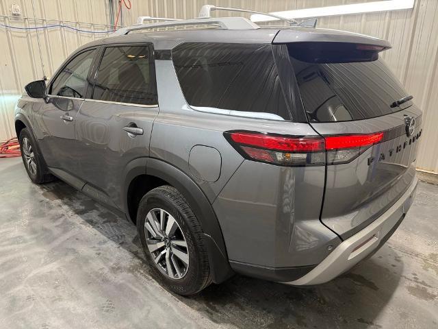 2023 Nissan Pathfinder SL FWD