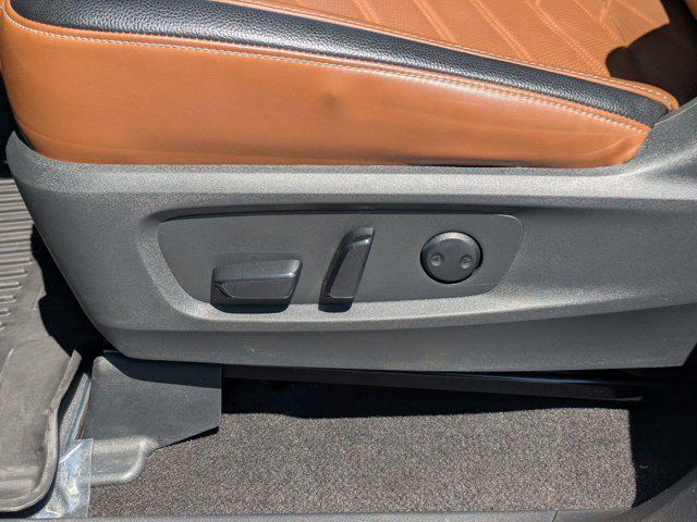 2024 Nissan Pathfinder Platinum FWD