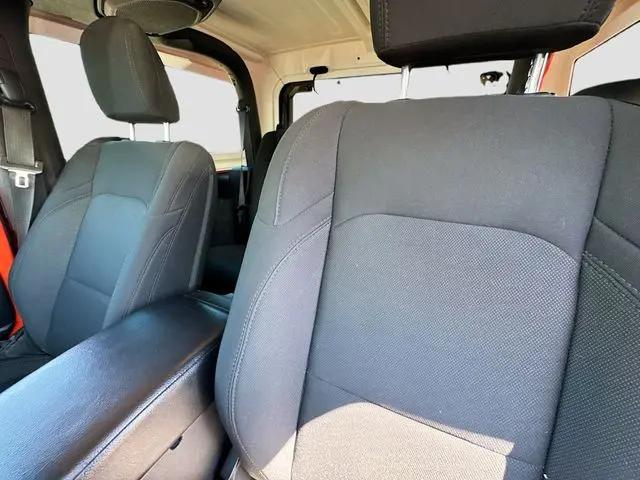 2019 Jeep Wrangler Sport S 4x4