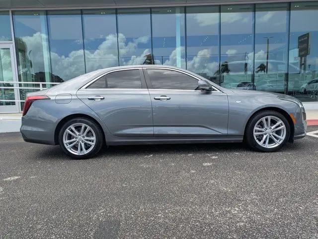 2022 Cadillac CT4 Luxury