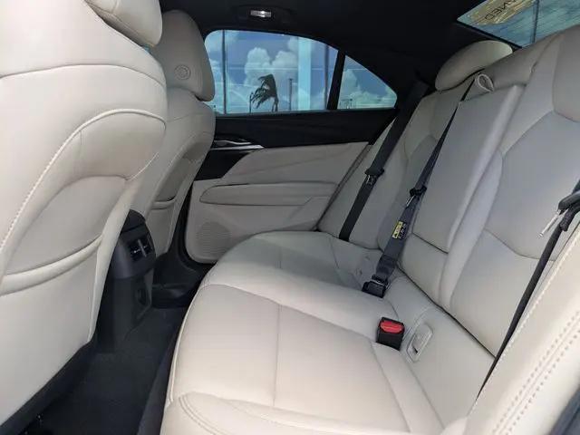 2022 Cadillac CT4 Luxury