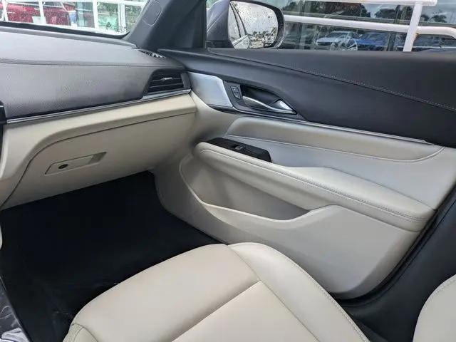 2022 Cadillac CT4 Luxury