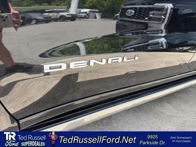2022 GMC Sierra 1500 Limited 4WD Crew Cab Standard Box Denali