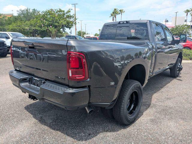 2026 RAM 3500 RAM 3500 BIG HORN CREW CAB 4X4 8 BOX