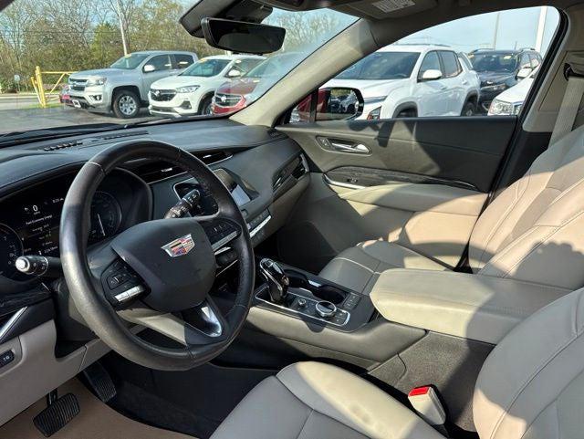 2023 Cadillac XT4 FWD Premium Luxury