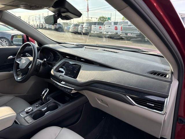 2023 Cadillac XT4 FWD Premium Luxury