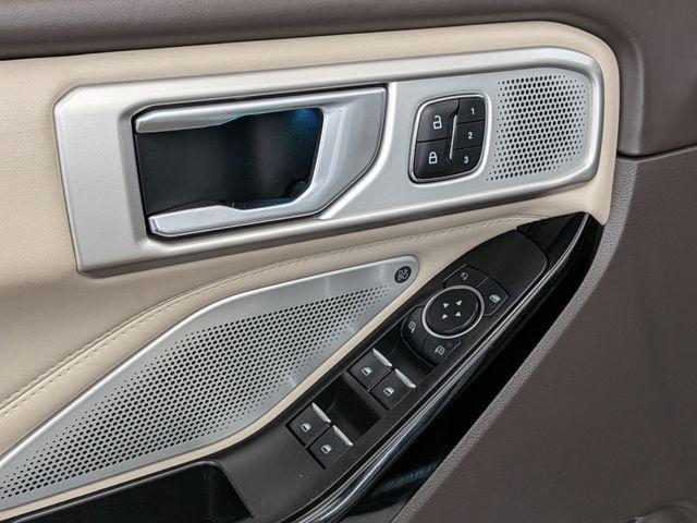 2023 Ford Explorer Platinum