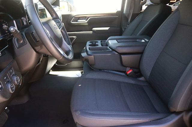 2026 Chevrolet Silverado 1500 4WD Crew Cab Short Bed RST