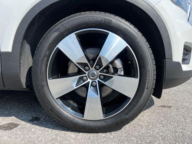 2020 Volvo XC40 T5 Momentum