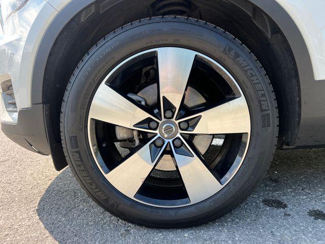 2020 Volvo XC40 T5 Momentum