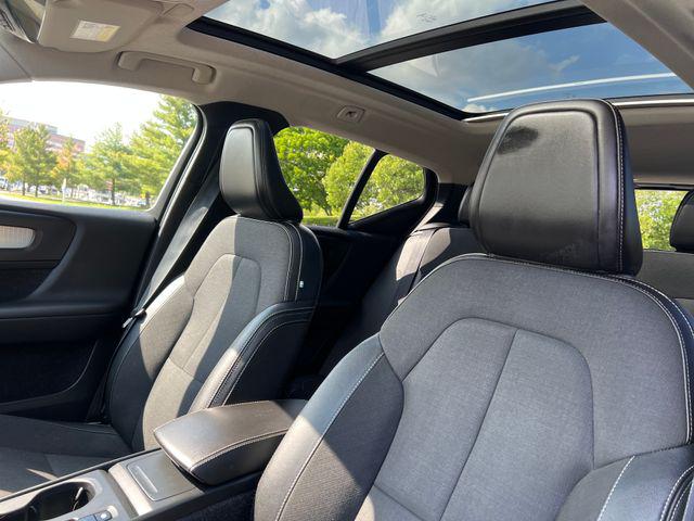 2020 Volvo XC40 T5 Momentum