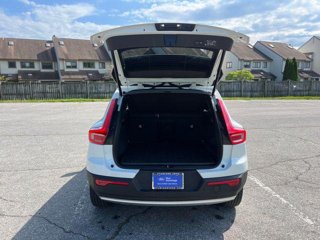 2020 Volvo XC40 T5 Momentum