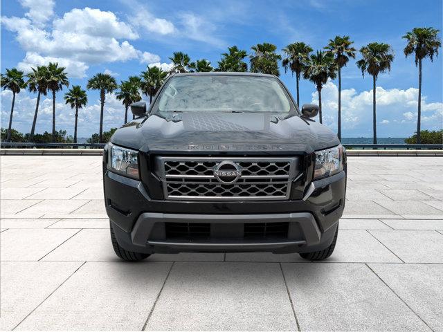 2022 Nissan Frontier Crew Cab SV 4x2