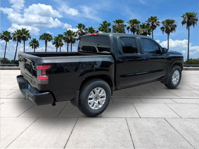 2022 Nissan Frontier Crew Cab SV 4x2