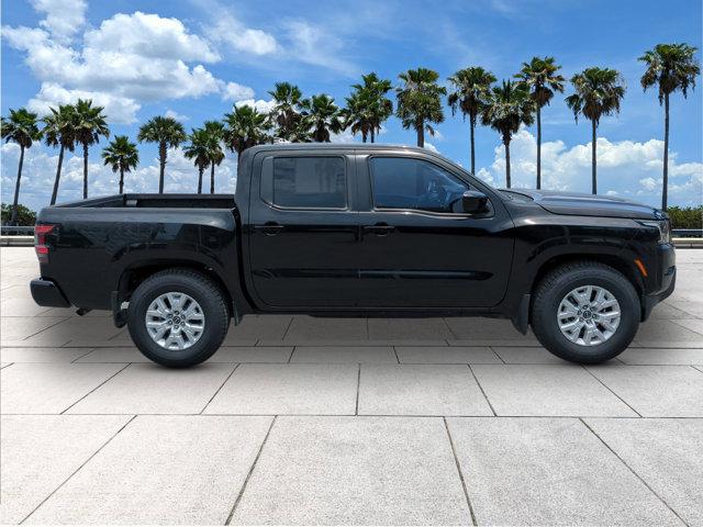 2022 Nissan Frontier Crew Cab SV 4x2