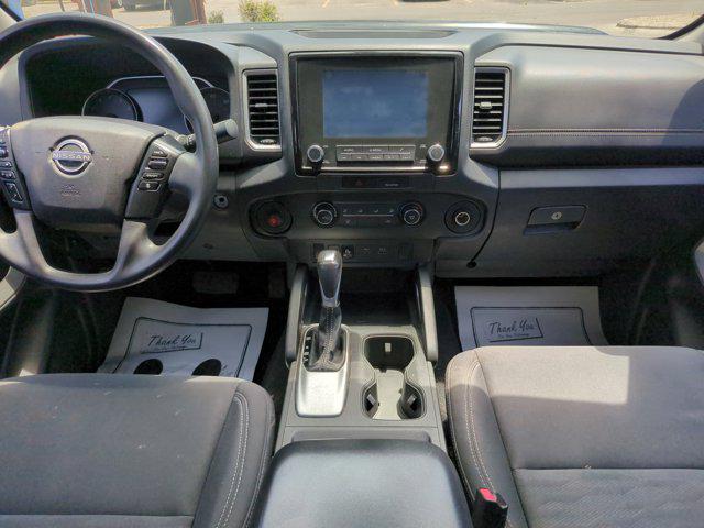 2022 Nissan Frontier Crew Cab SV 4x2