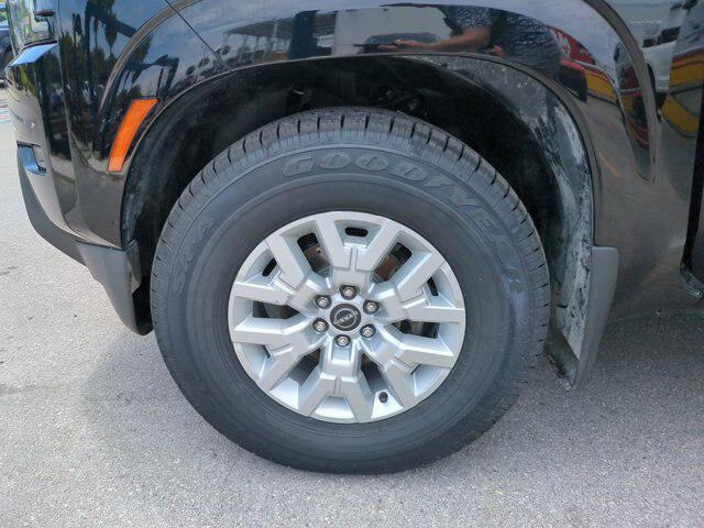 2022 Nissan Frontier Crew Cab SV 4x2