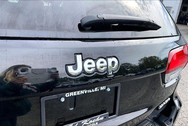 2021 Jeep Grand Cherokee Laredo X 4x4