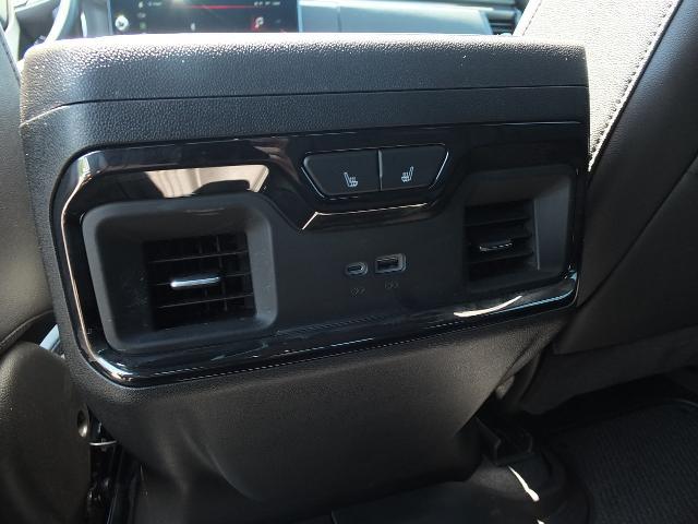 2025 GMC Sierra 2500HD 4WD Crew Cab Standard Bed AT4