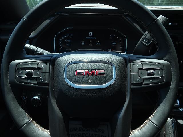 2025 GMC Sierra 2500HD 4WD Crew Cab Standard Bed AT4