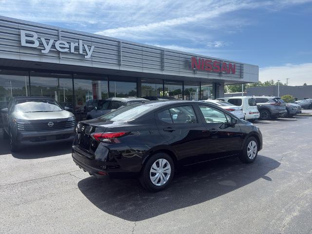 2025 Nissan Versa 1.6 S