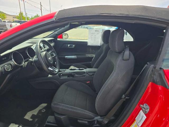 2016 Ford Mustang V6